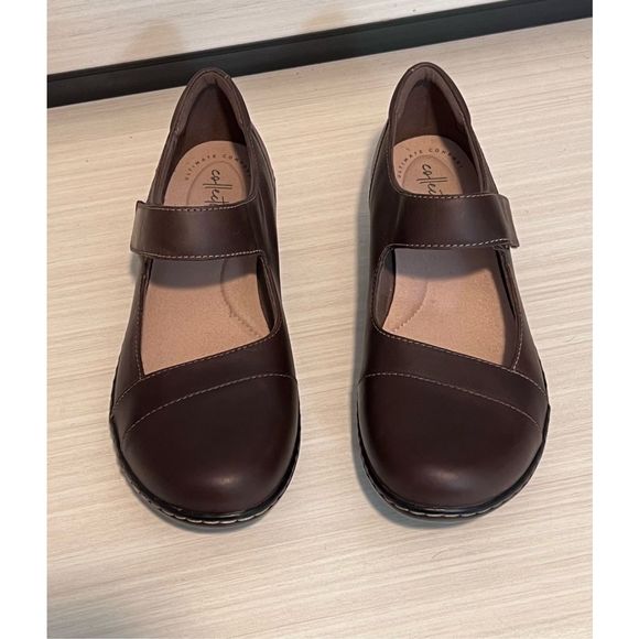 Clarks Shoes - Clarks Women's Mary Jane Flats in Dark Brown
